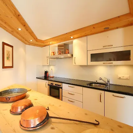 Apartamento Chesa Sül Muot