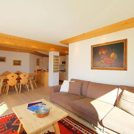 Chesa Sül Muot Apartamento *