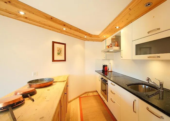 Chesa Suel Muot By Interhome Daire Saint-Moritz